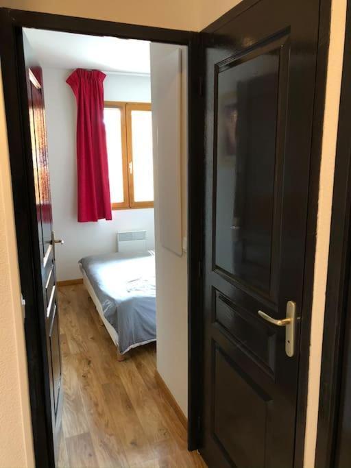 Chalet 4 Pers. Piscine Et Literie Toute Neuve. Пюи-Сен-Венсан Экстерьер фото